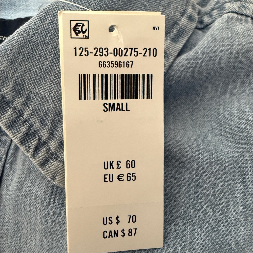 NWT Abercrombie & Fitch 100% Cotton Men's Denim Button-Up Shirt - Picture 8 of 8